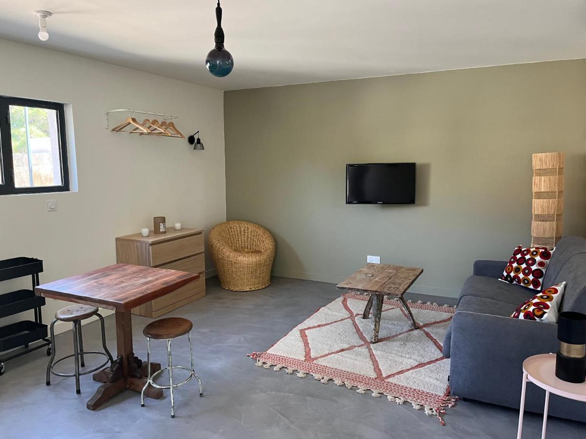 شقة فونتفيل  في Studio Dans Les Alpilles المظهر الخارجي الصورة