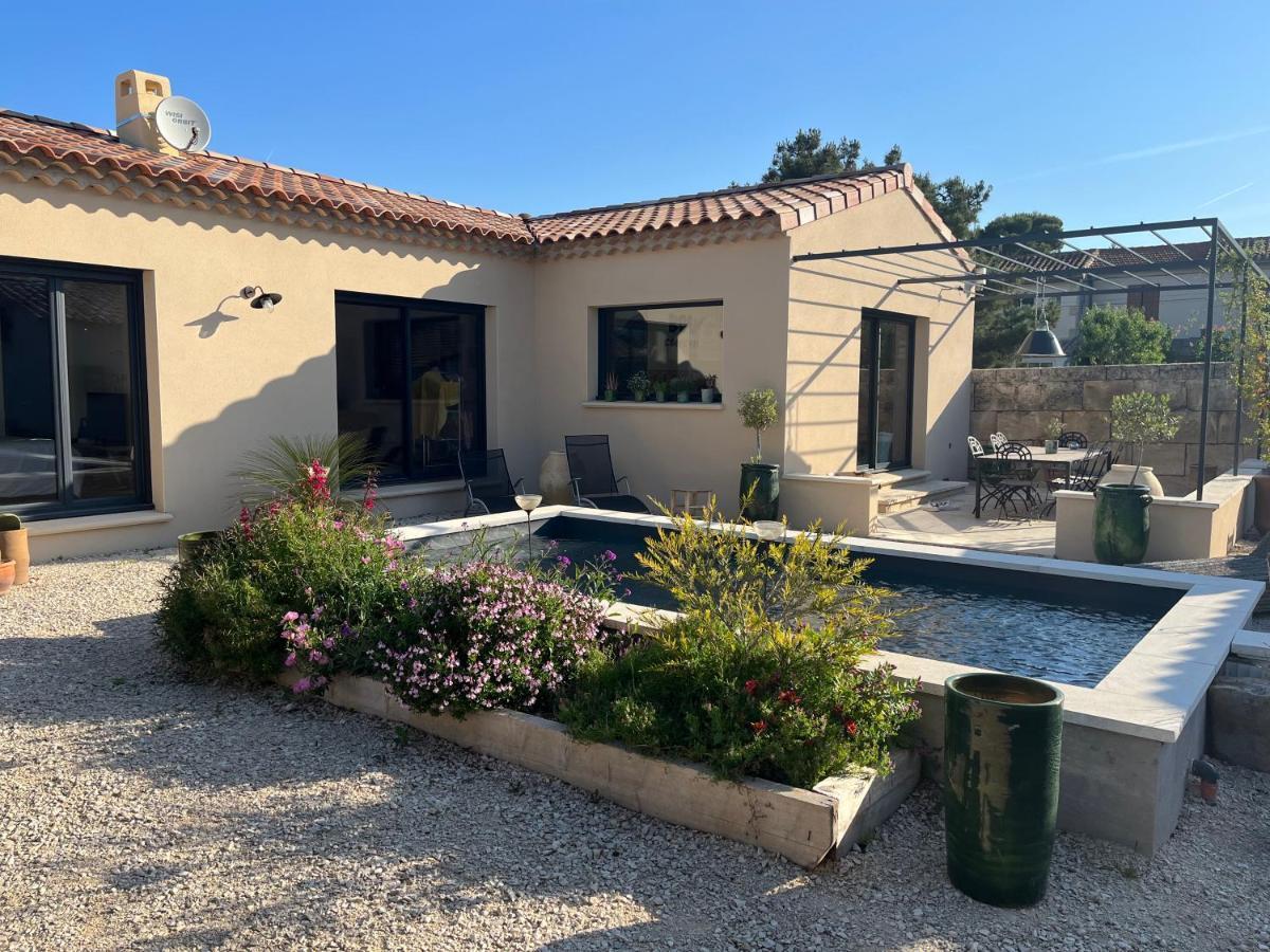 شقة فونتفيل  في Studio Dans Les Alpilles المظهر الخارجي الصورة