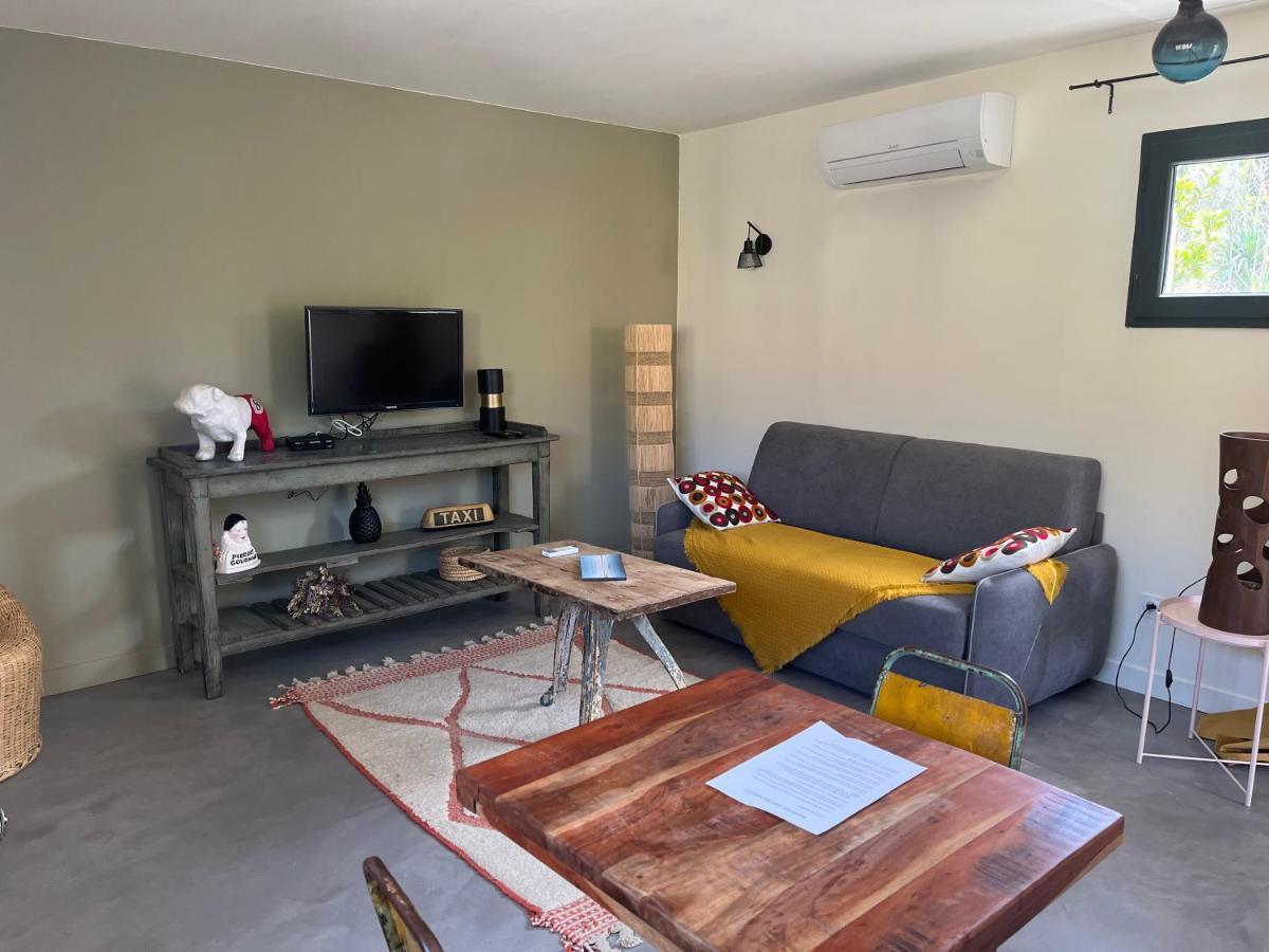 شقة فونتفيل  في Studio Dans Les Alpilles المظهر الخارجي الصورة
